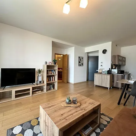 Apartment Self Check-in, Danube Bank, Free Parking