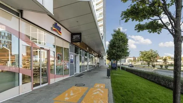 Self Check-in, Danube Bank, Free Parking Appartement